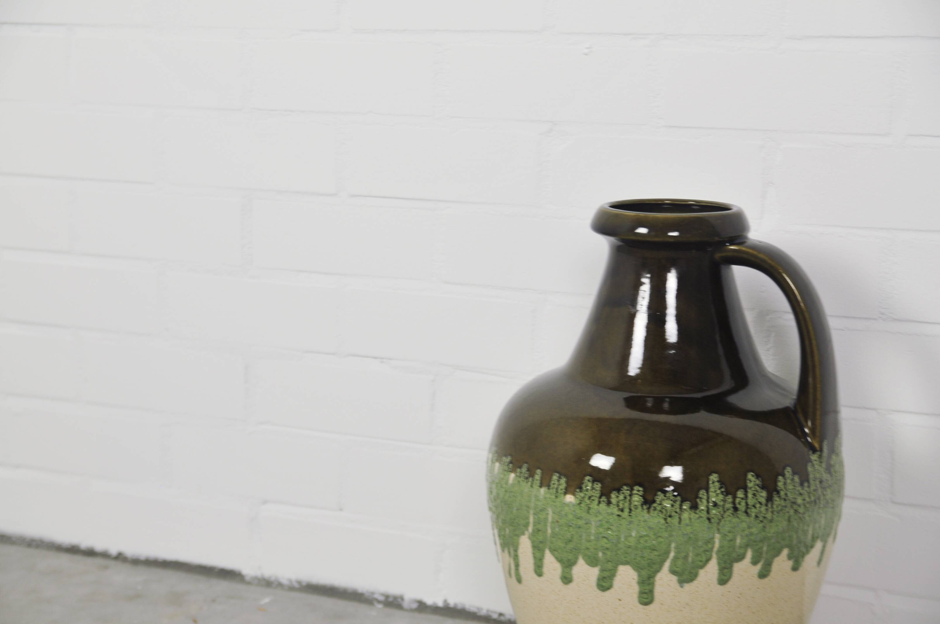 vase de sol vintage vert et beige Allemagne de l’Ouest Bay