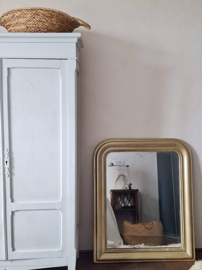 Antique gilt Louis Philippe mirror, 88 x 72