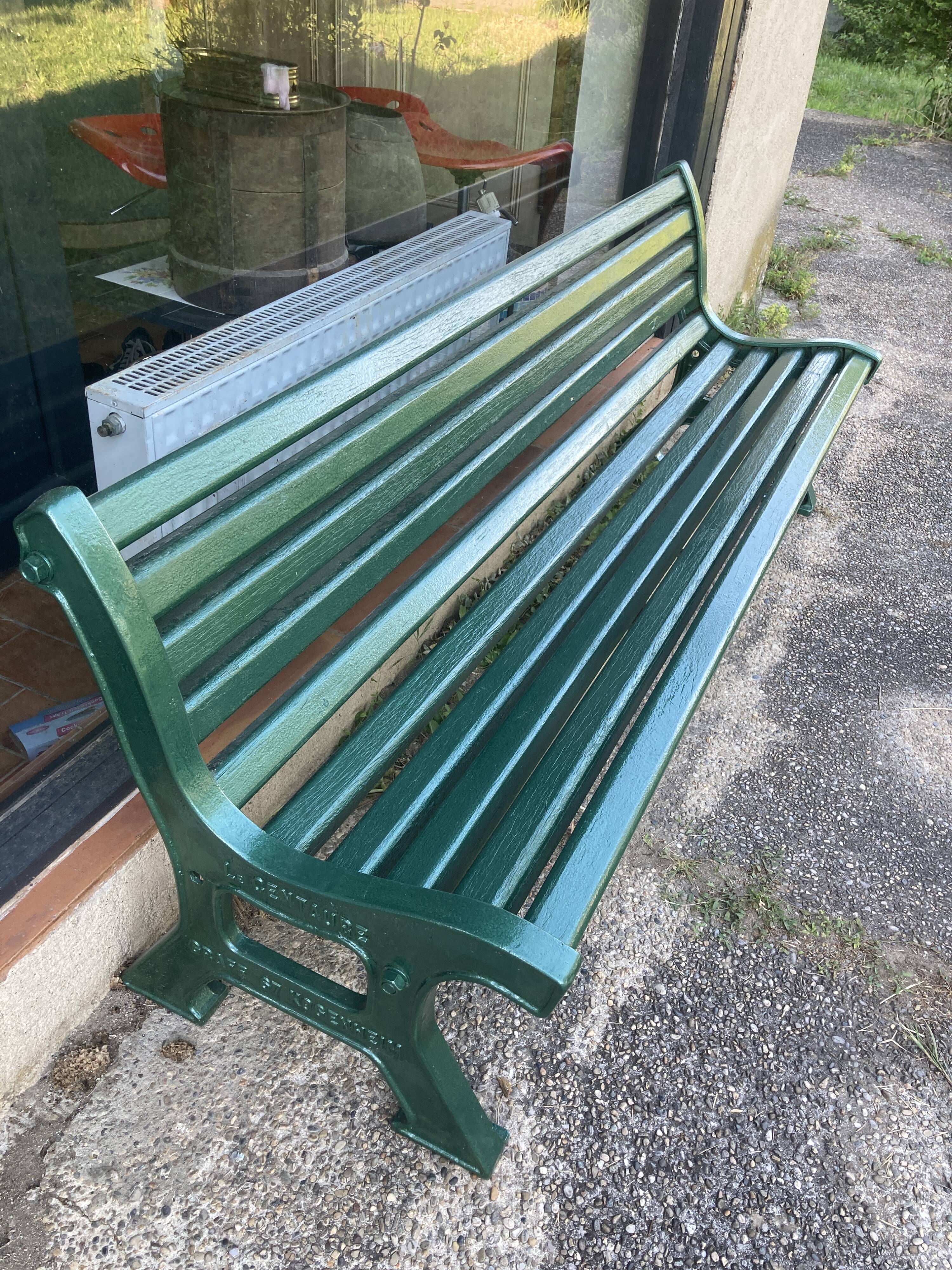 Banc public le centaure vintage en fonte