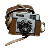 Appareil photo argentique vintage des années 60