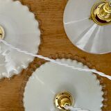 Three-light cascading pendant lamp with vintage white opaline lampshade