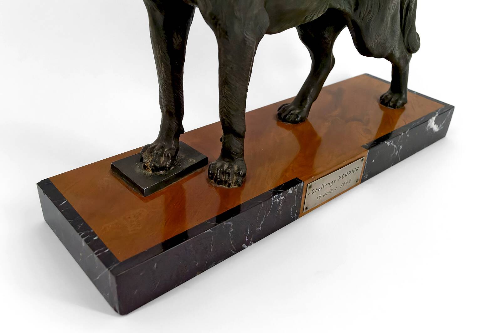 Sculpture representing a German Shepherd, Perrier Challenge Trophy, 1942