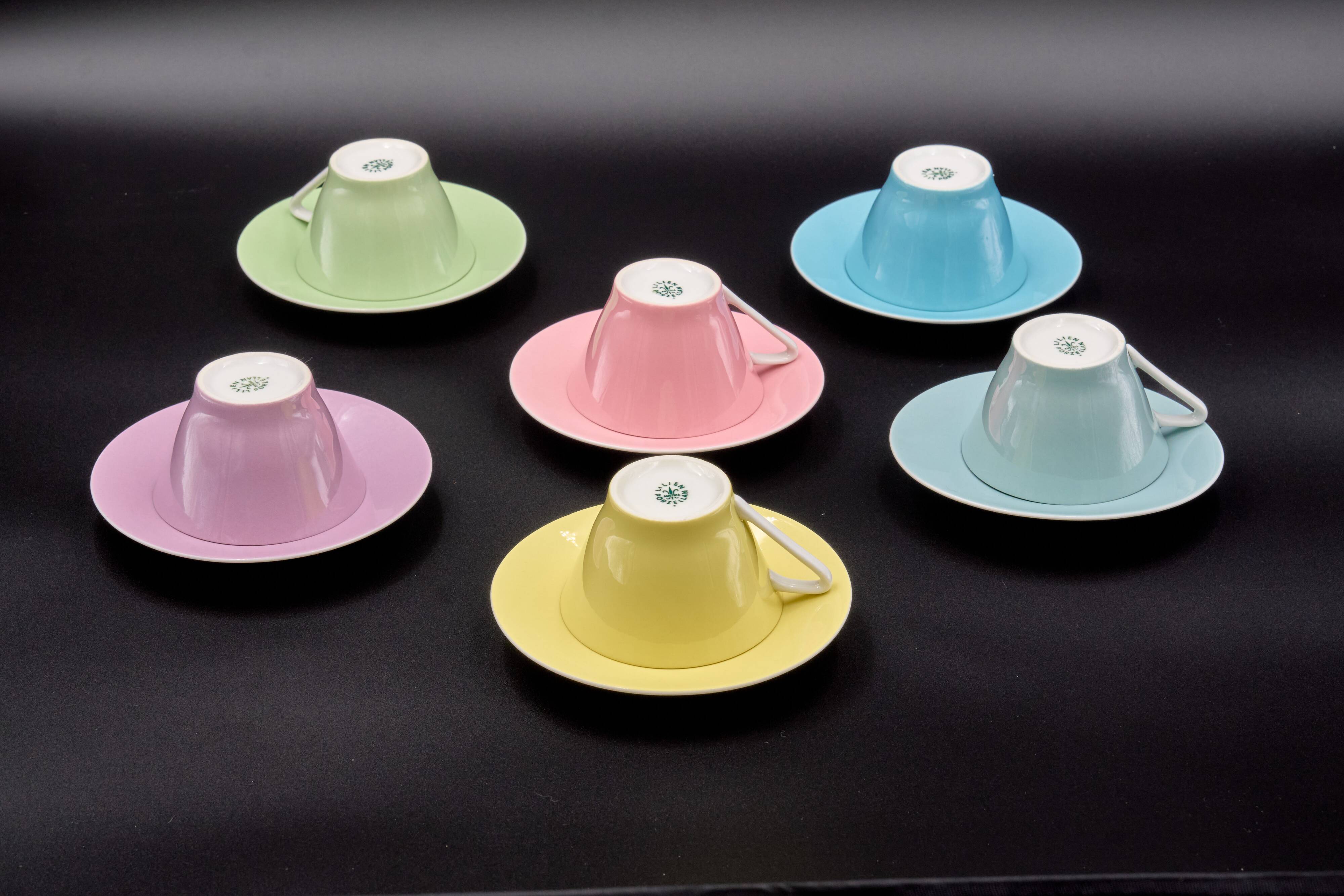 6 Midcentury Pastel Porcelain Coffee Cups „Daisy”, Lilien Porzellan, Austri