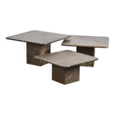 Suite de trois tables gigognes « Fossile », Suisse, circa 1970