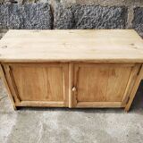 Small old tree closet