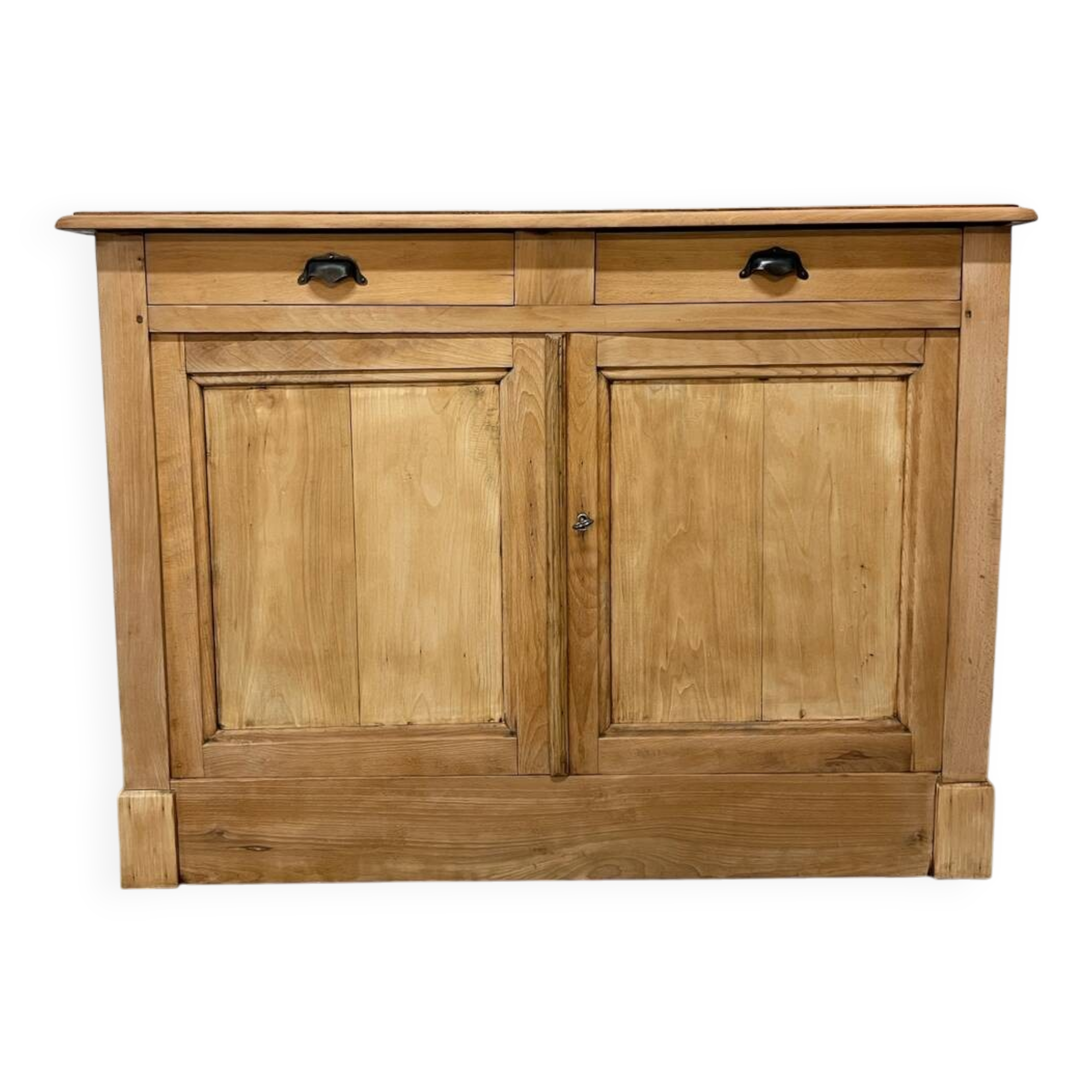 Buffet parisien en bois brut