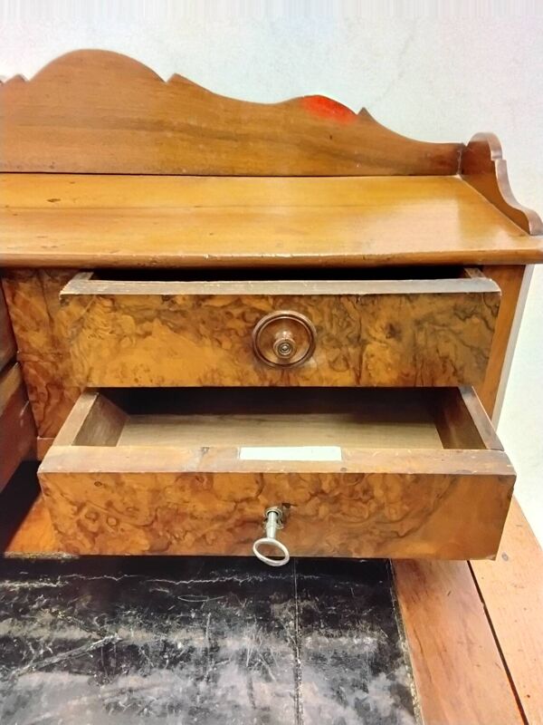 Bureau/ table à écrire