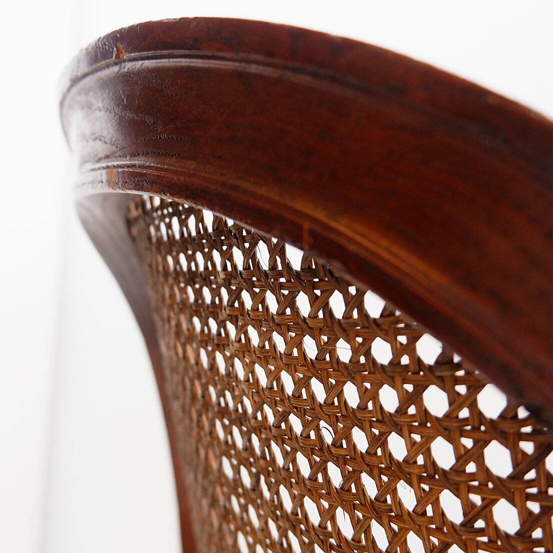 Pair of mahogany armchairs, Louis XVI style – Early 20th century