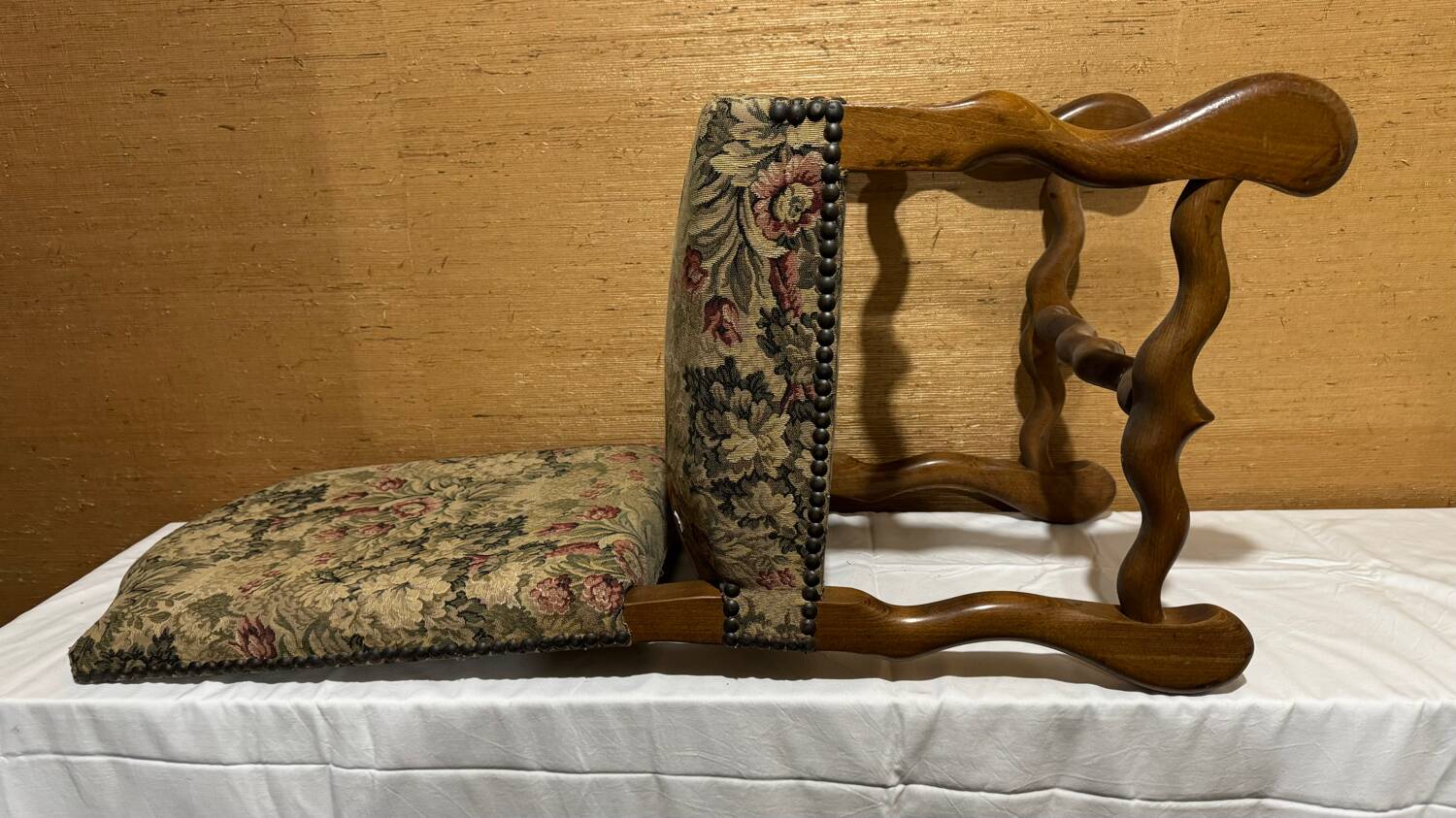 Set of 4 stylish LXIII vintage chairs