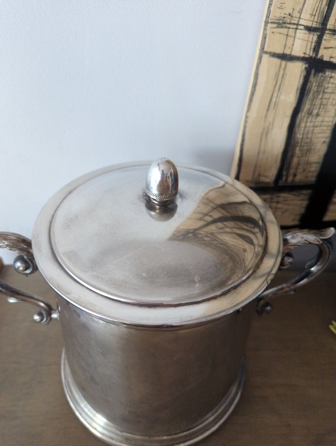 Silver metal ice bucket
