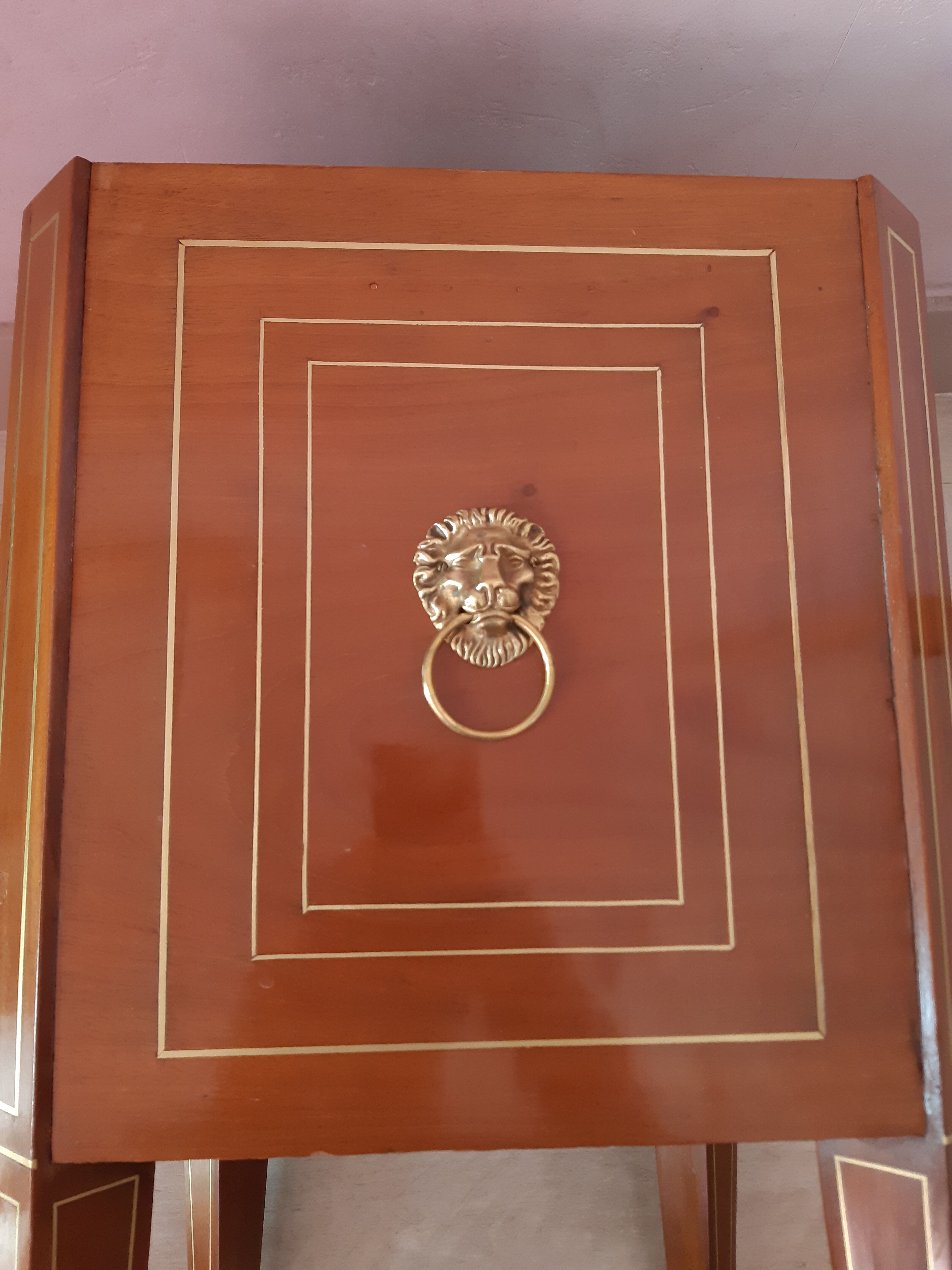 Nineteenth mahogany planter