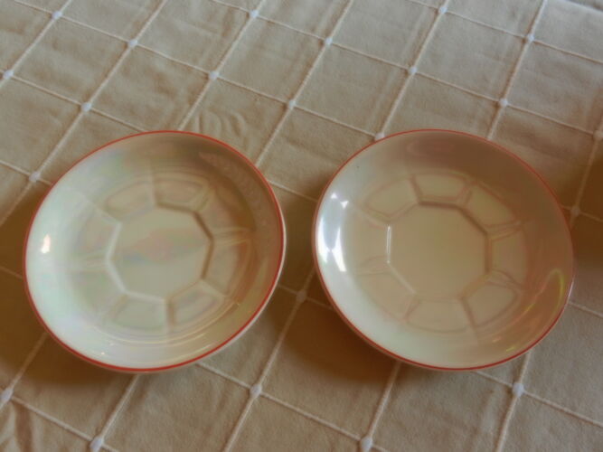 Lot de deux tasses + soucoupes - Porcelaine/nacre Badonviller 1920
