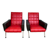 Paire de fauteuils vintage en Skaï rouge et noir