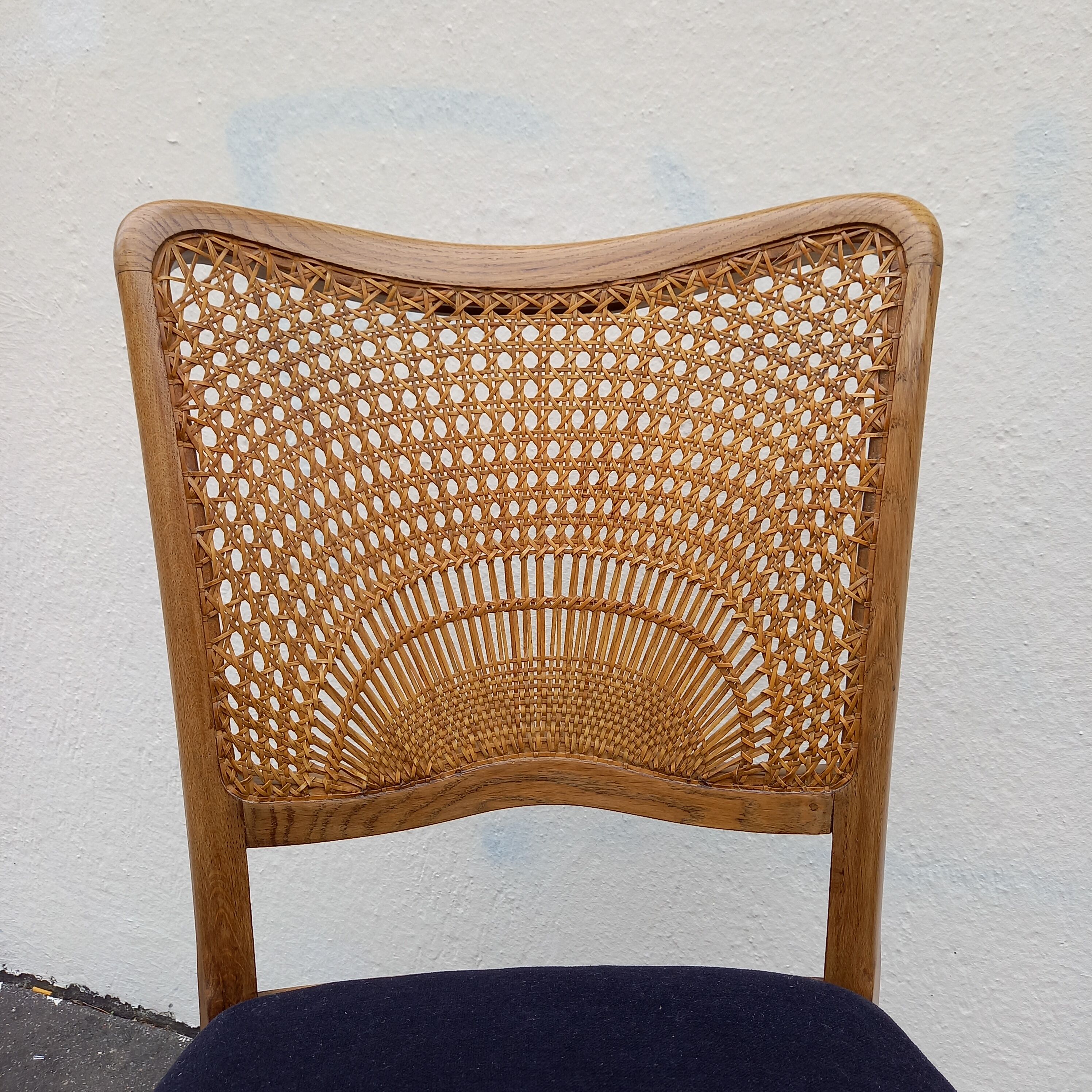 Pair of chairs fan back