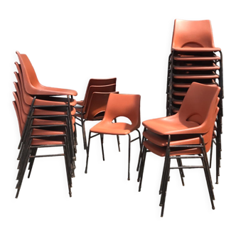 Lot de 24 chaises empilables