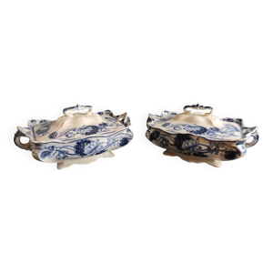 Lot de 2 soupières, - porcelaine