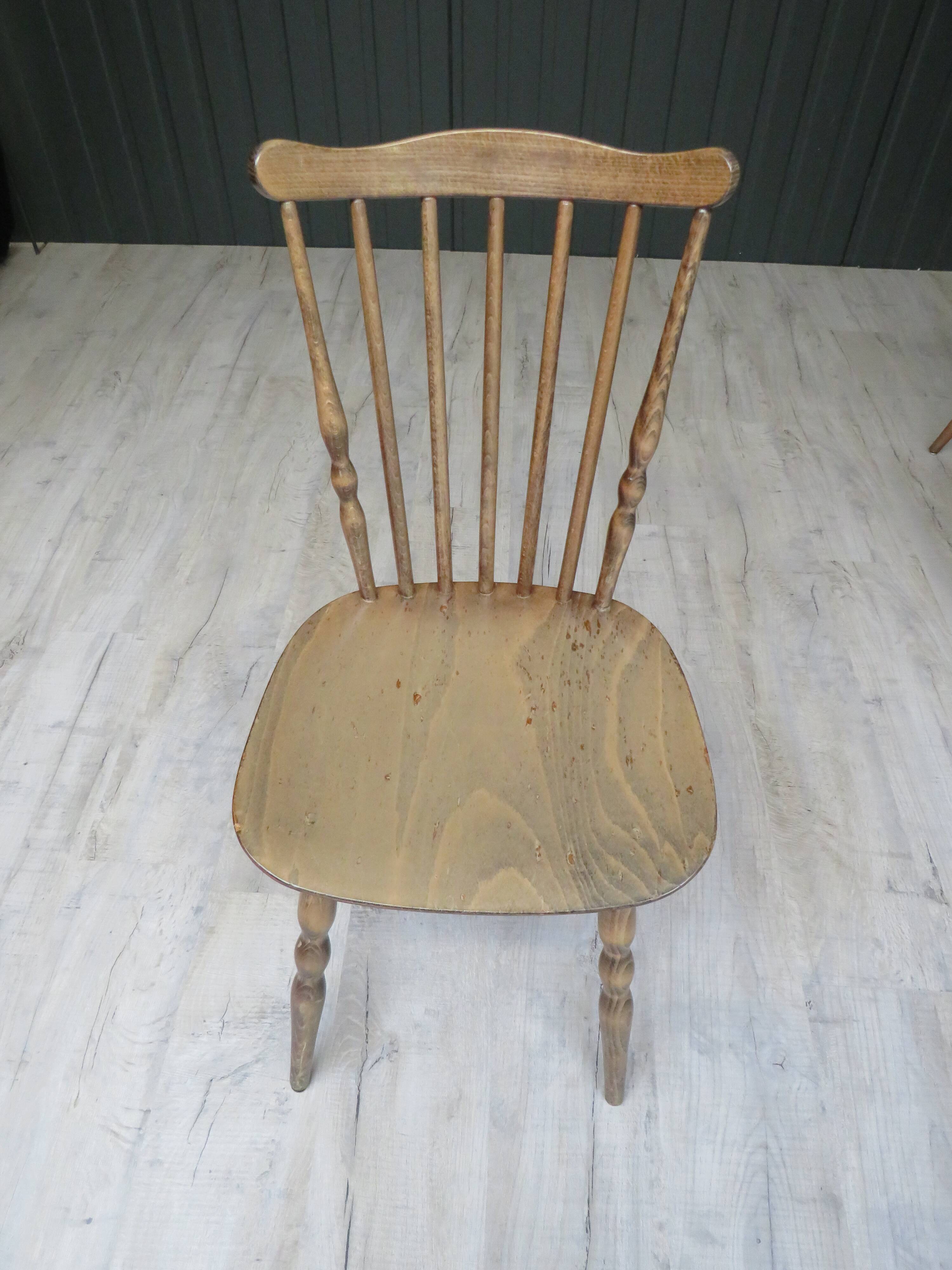 Suite of 8 chairs bistro model Tacoma Baumann