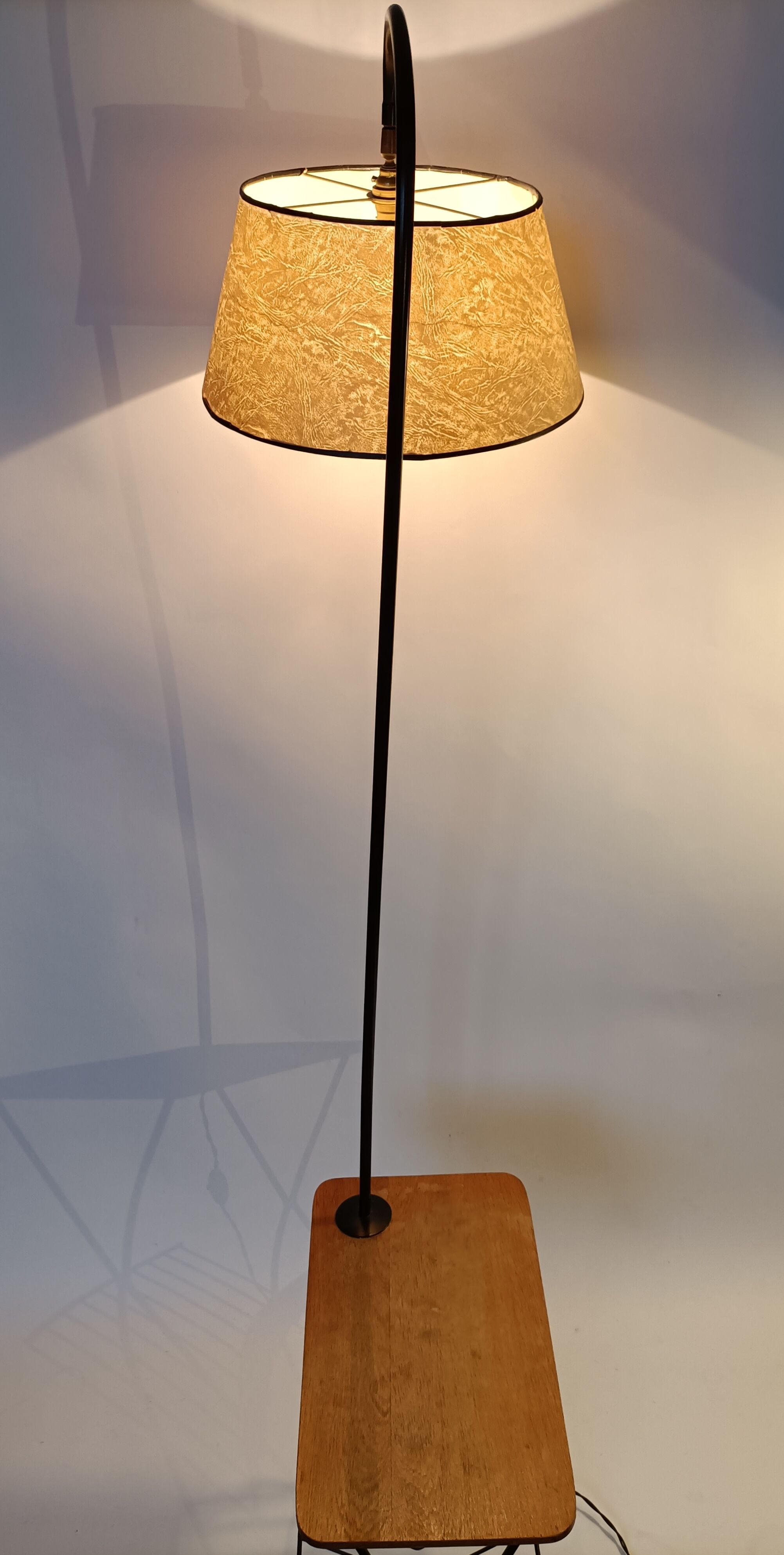 E-reader magazine holder 1950 Vintage.