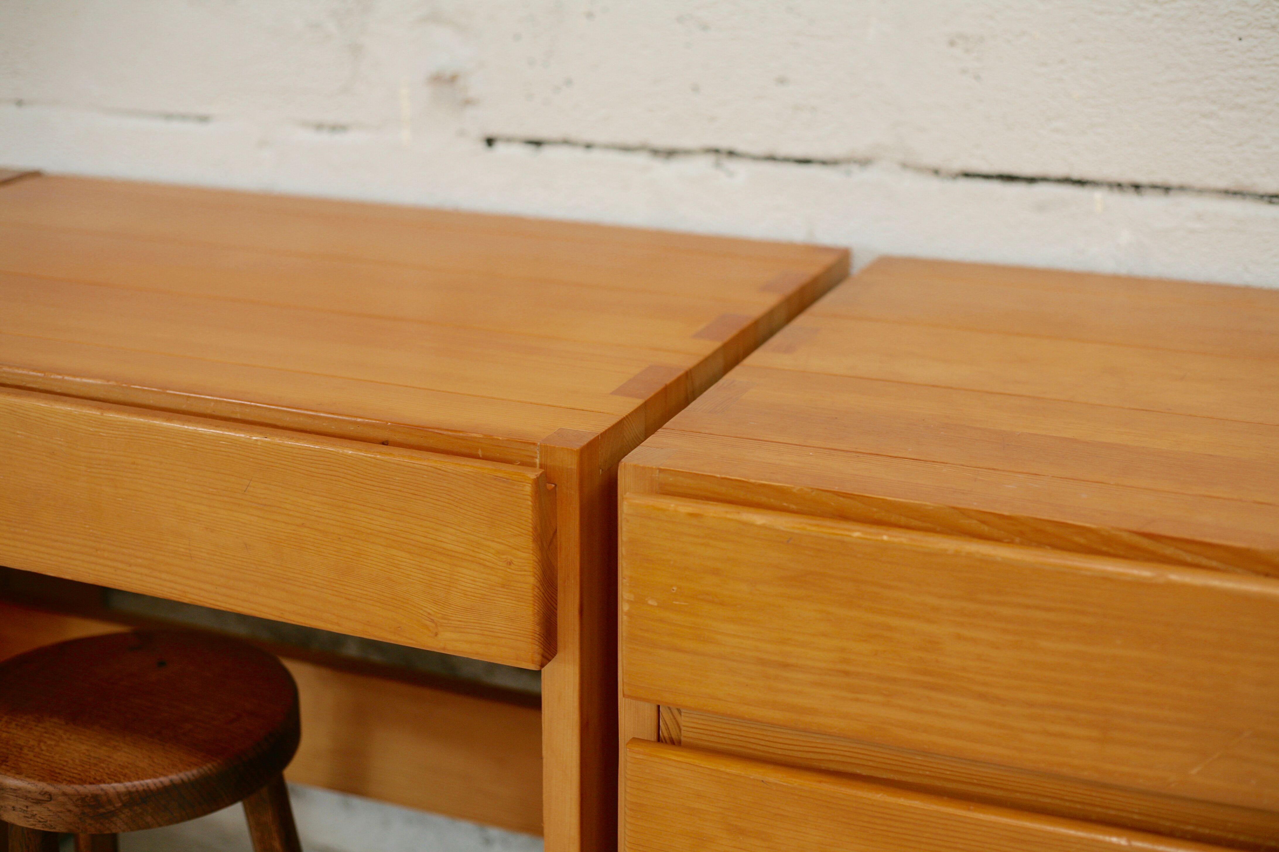 Maison Regain: modular office set. Pine. France, circa 1975