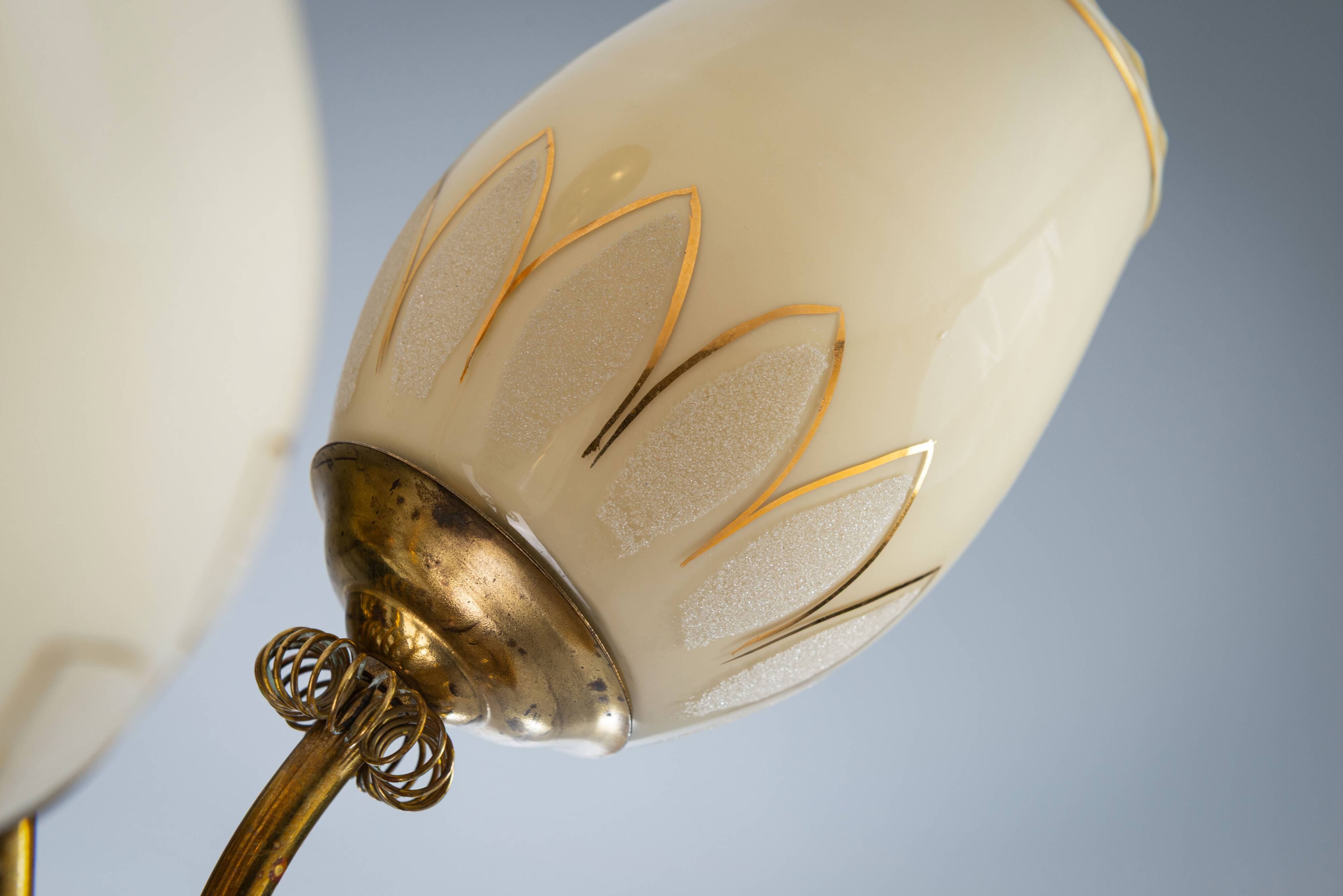 Itsu ER 1503/3 decorated chandelier with three shades, Finland, 1940s