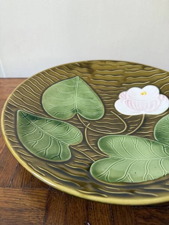 Plat nénuphars Sarreguemines fabriqué en France