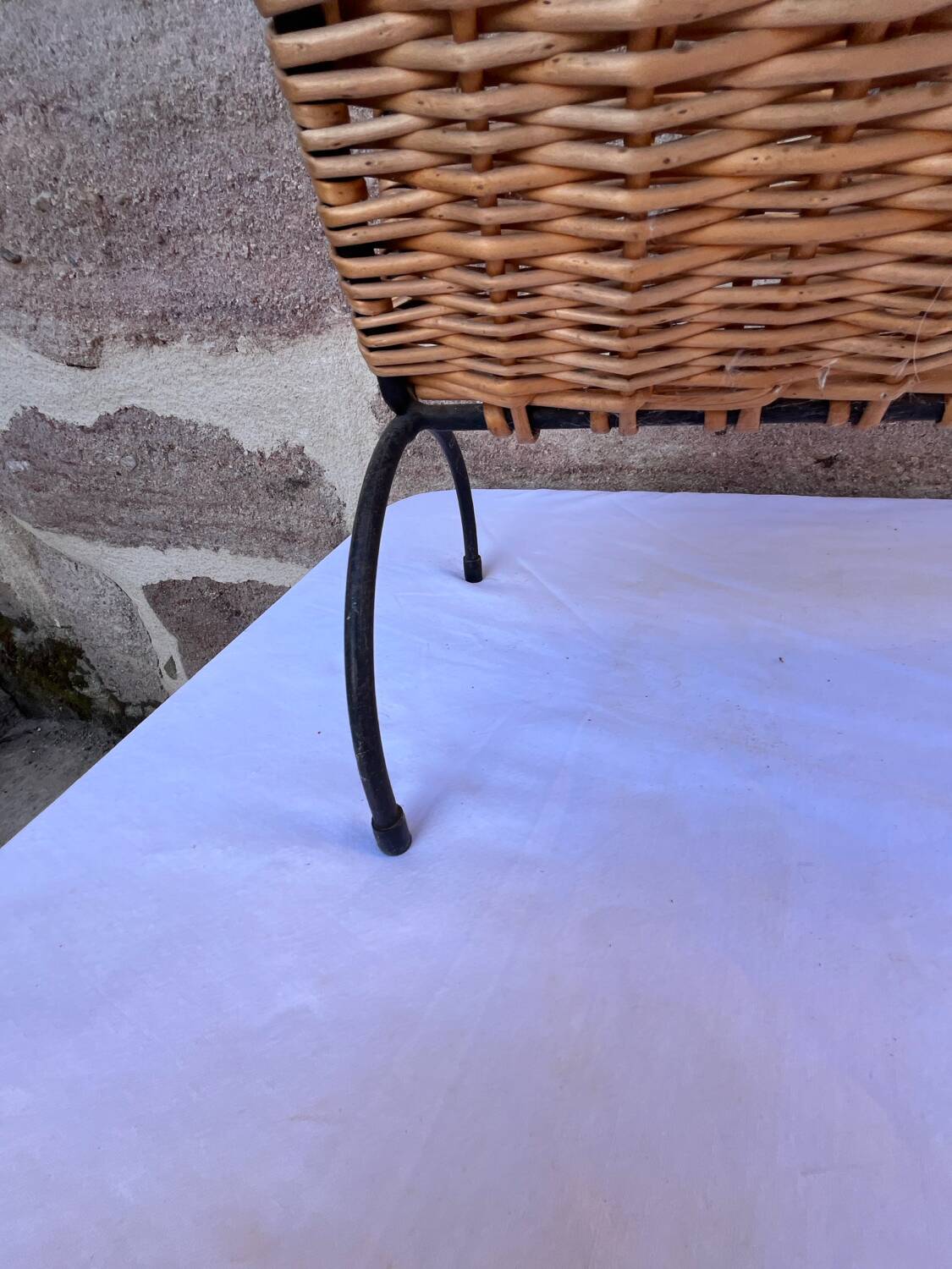 Wicker magazine rack