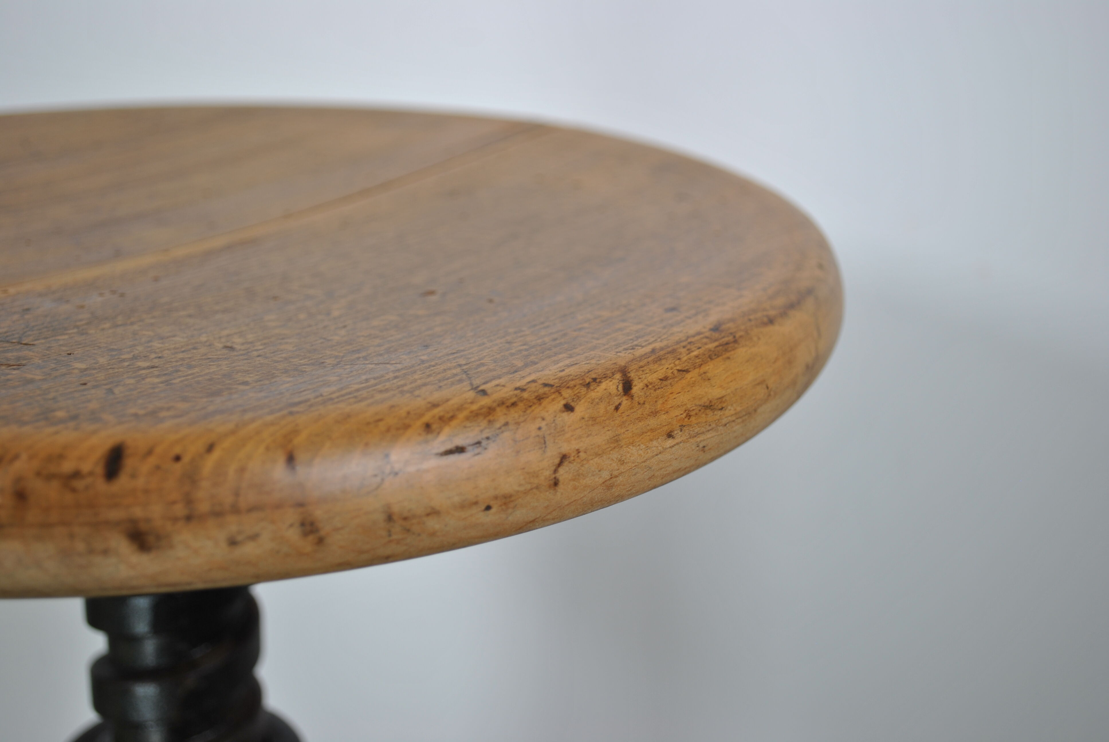 Singer stool 1930