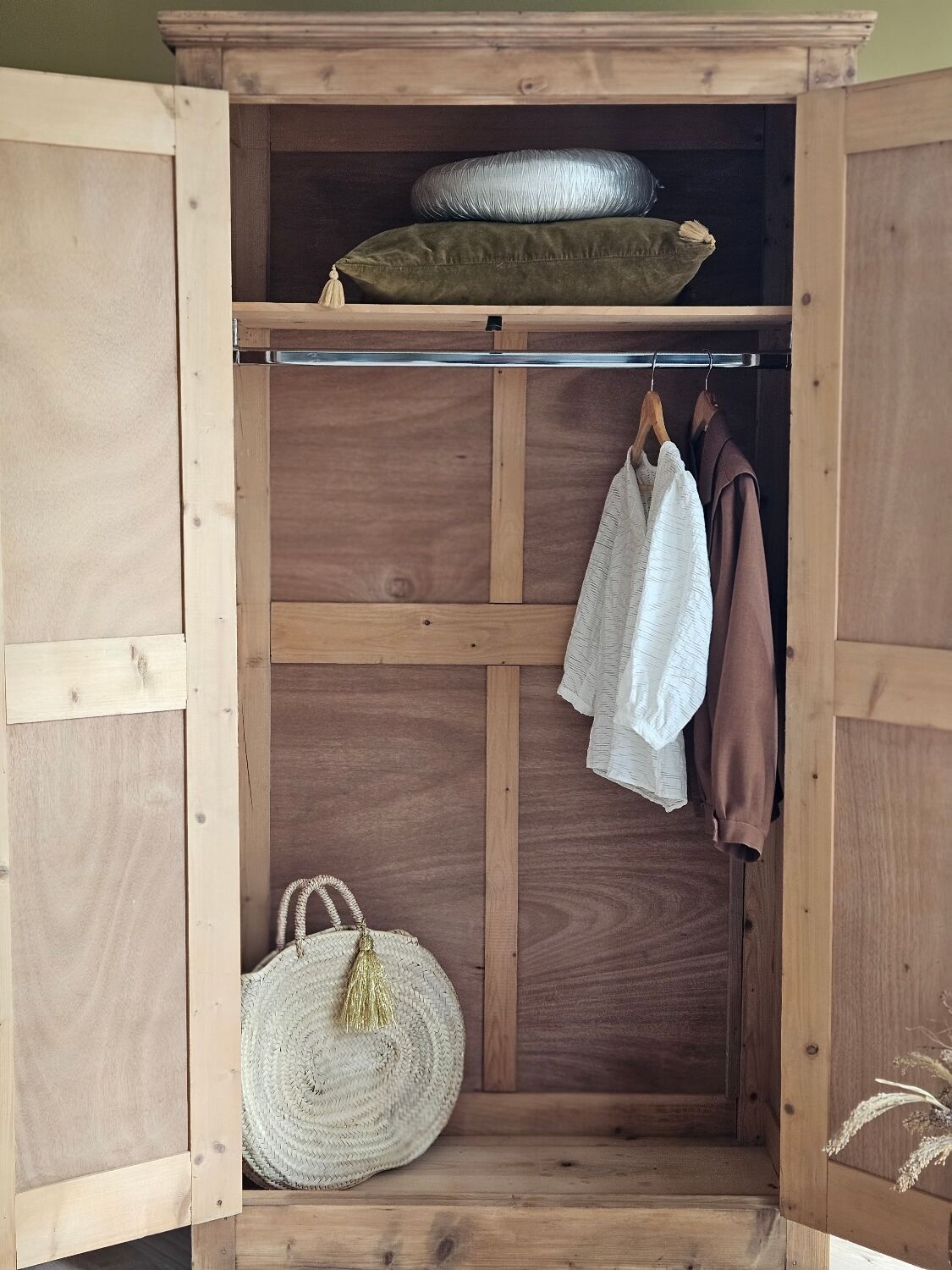 Parisian wardrobe armoire 1936 renovated | PIA