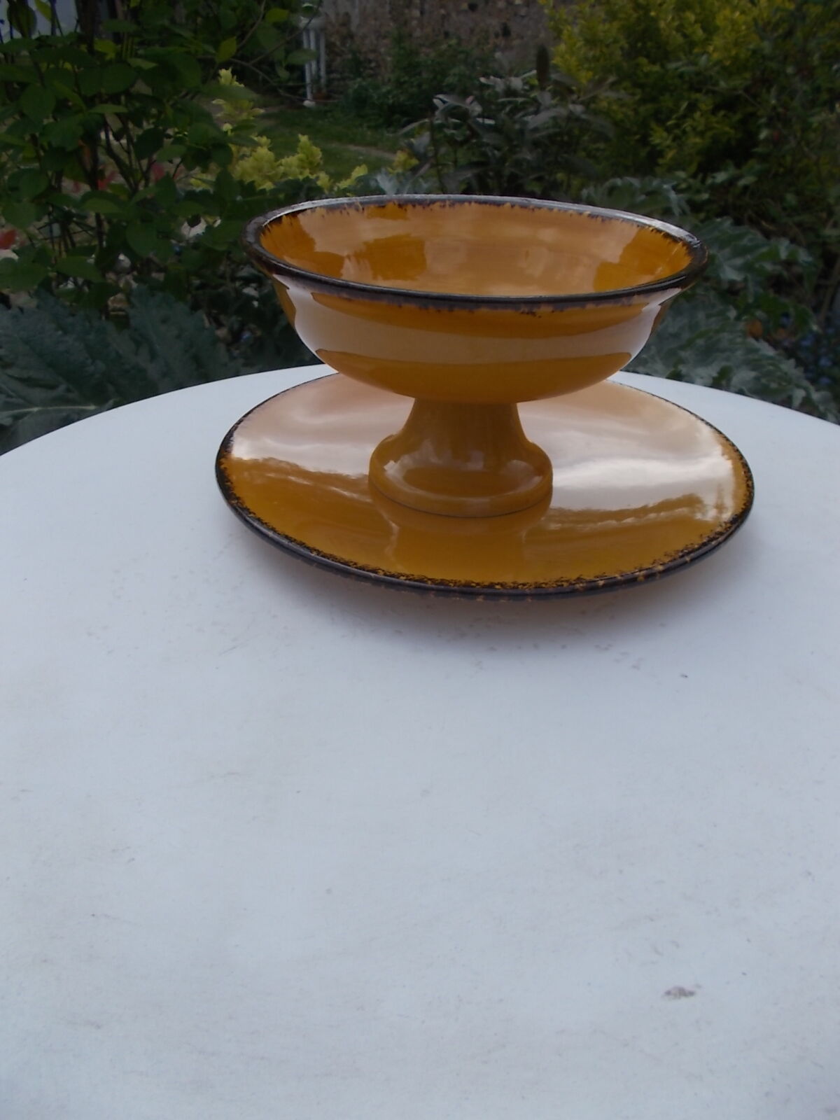 Flat dish and compote dish