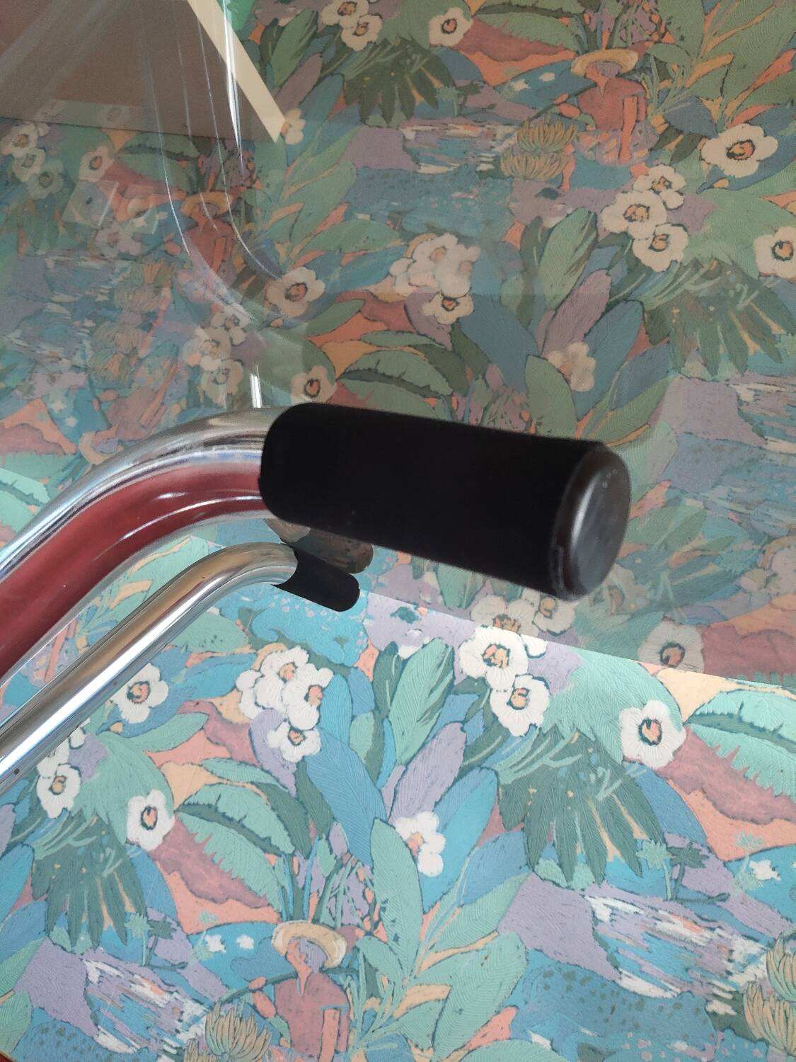 Vintage round table in smoked glass and chrome steel – 1970s design