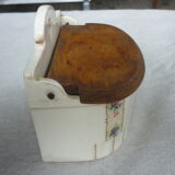 Matchbox in vintage faience