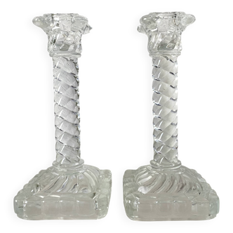 Paire de bougeoirs colonne en cristal années 50 -60
