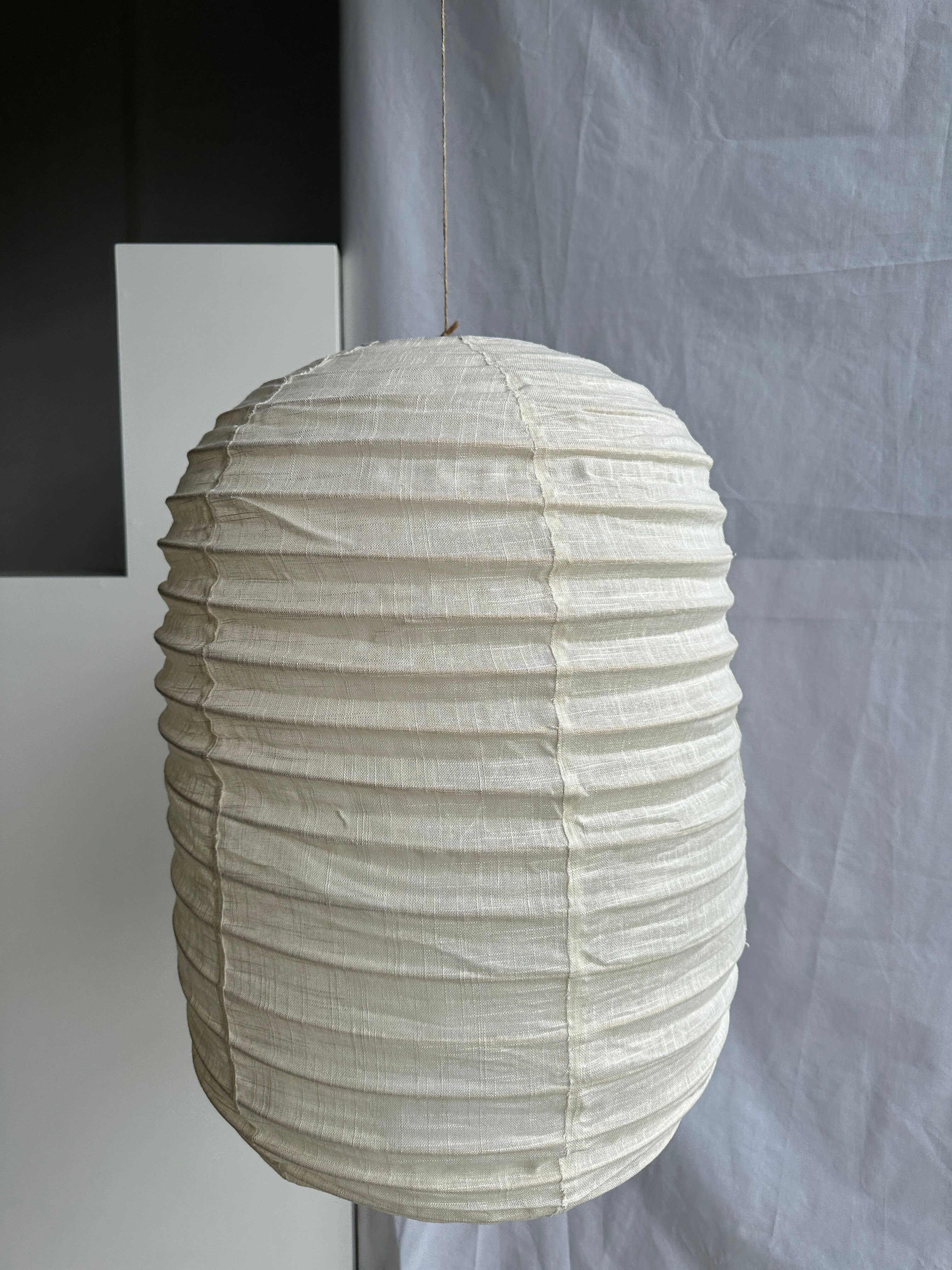 Suspension in rattan and natural japanese linen lantern shape h70 d50