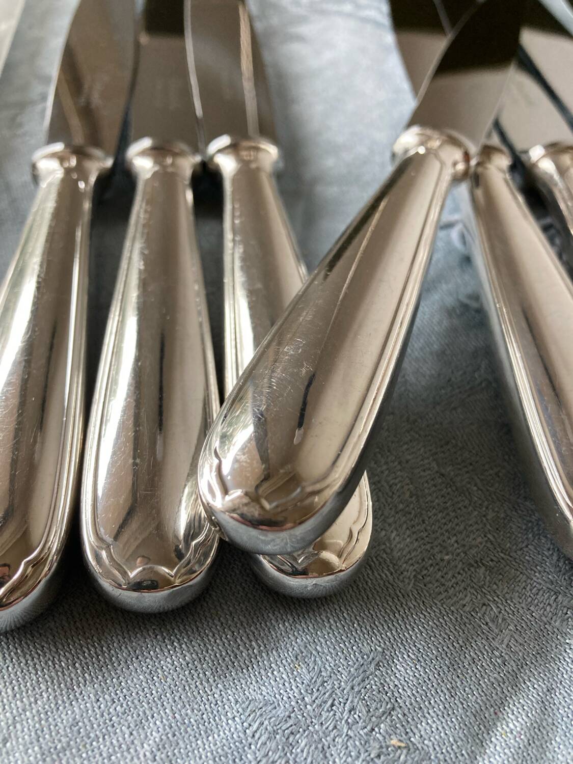 12 Christofle cheese knives