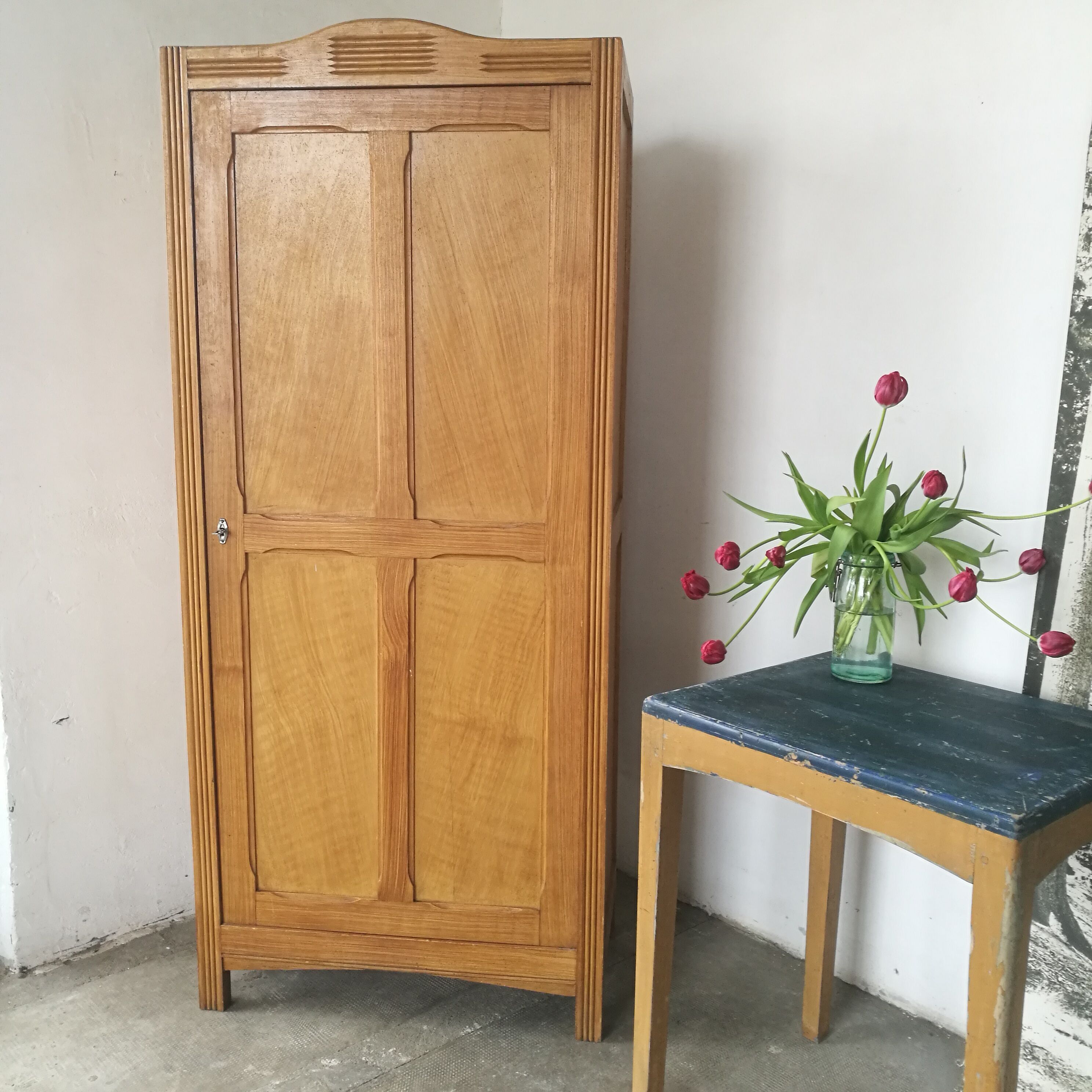 Fir tree hosier, Parisian wardrobe