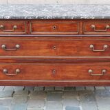18th C. Mahogany Chest Of Drawers - Marble Top