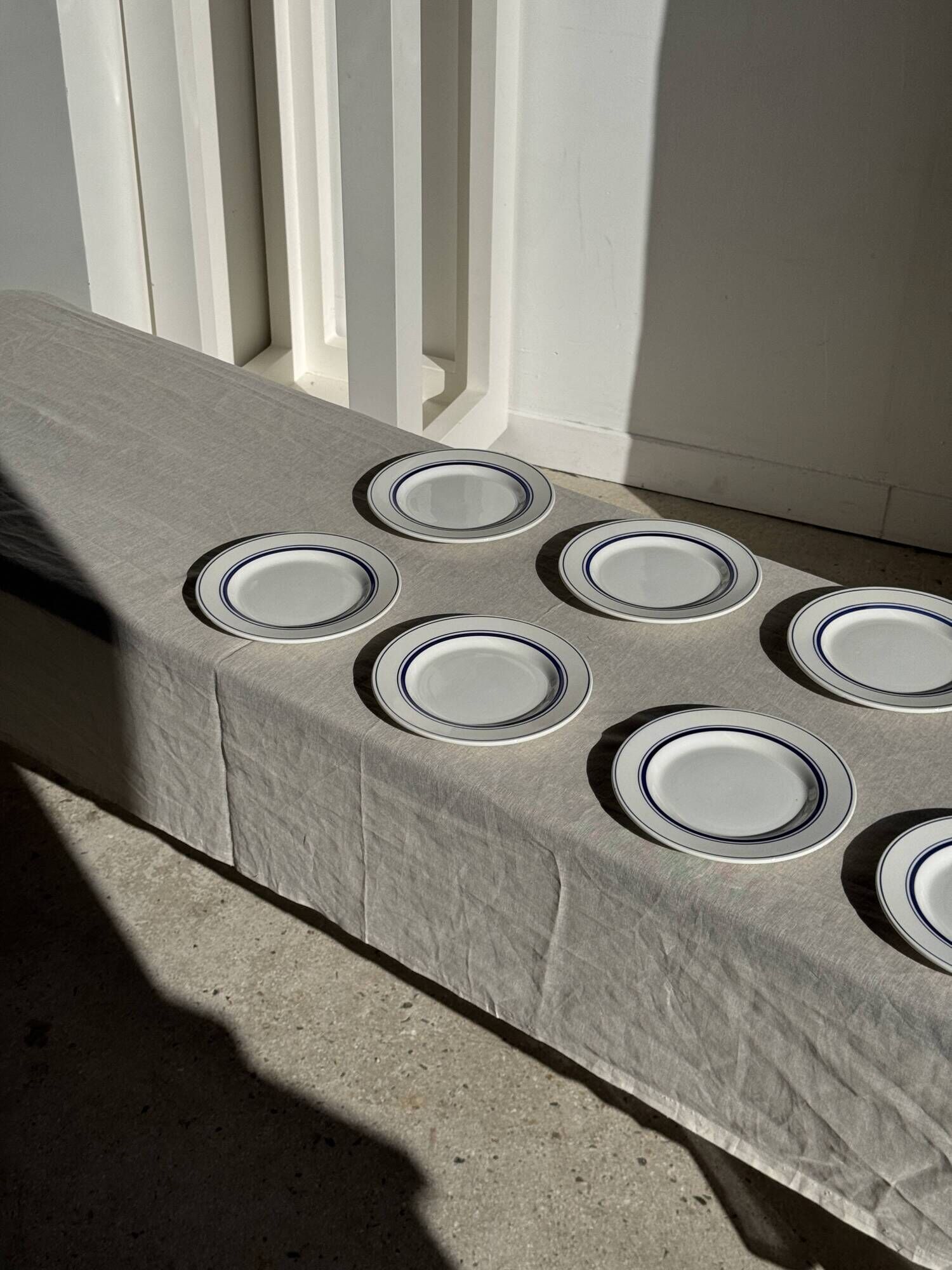 Set of 10 small dessert plates in Italian ceramic Total rim b