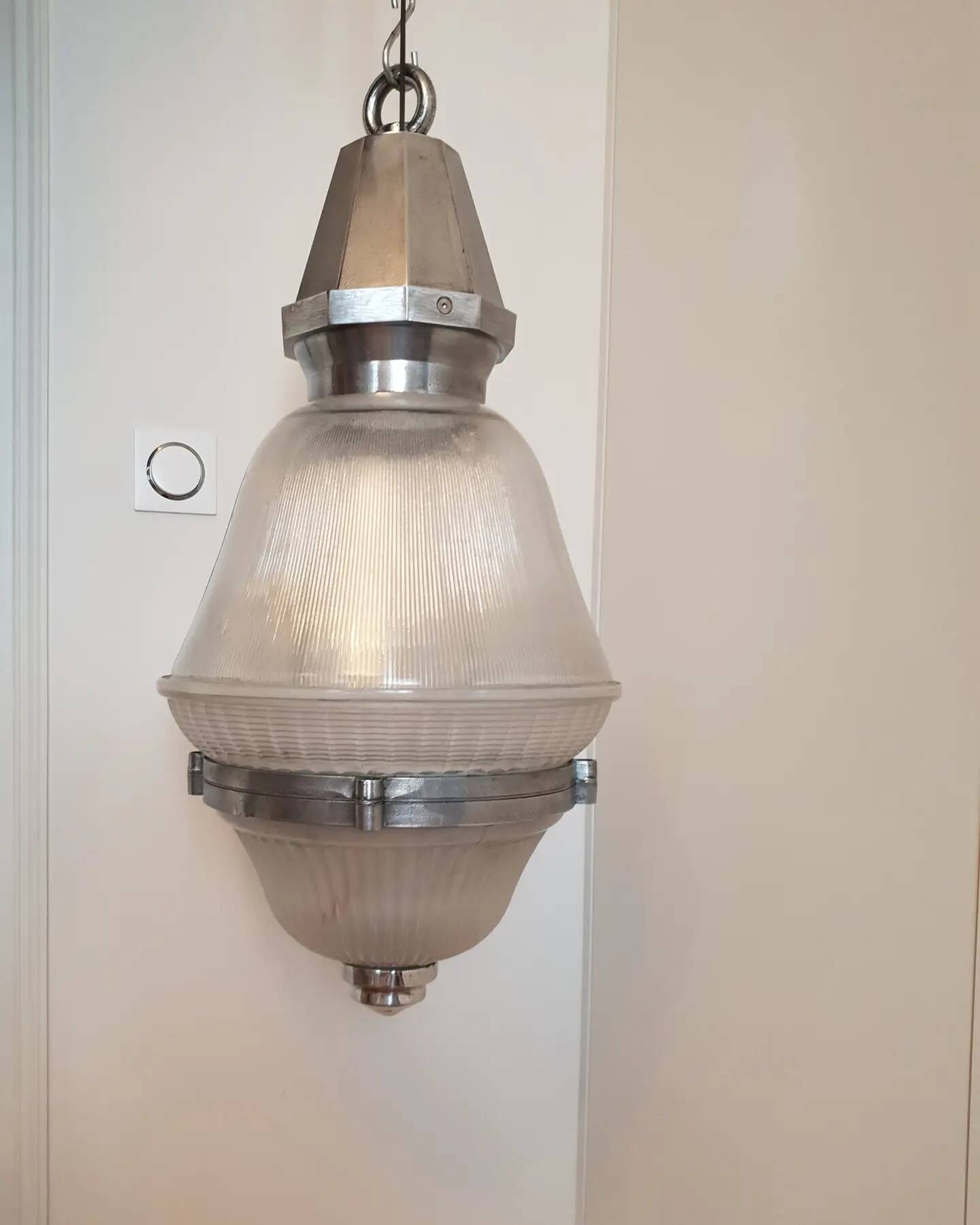 Holophane Suspension