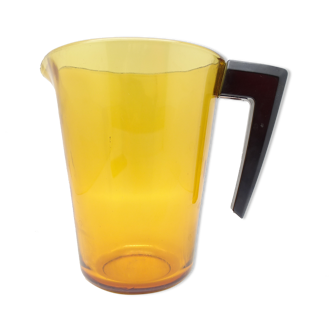 Glass pitcher