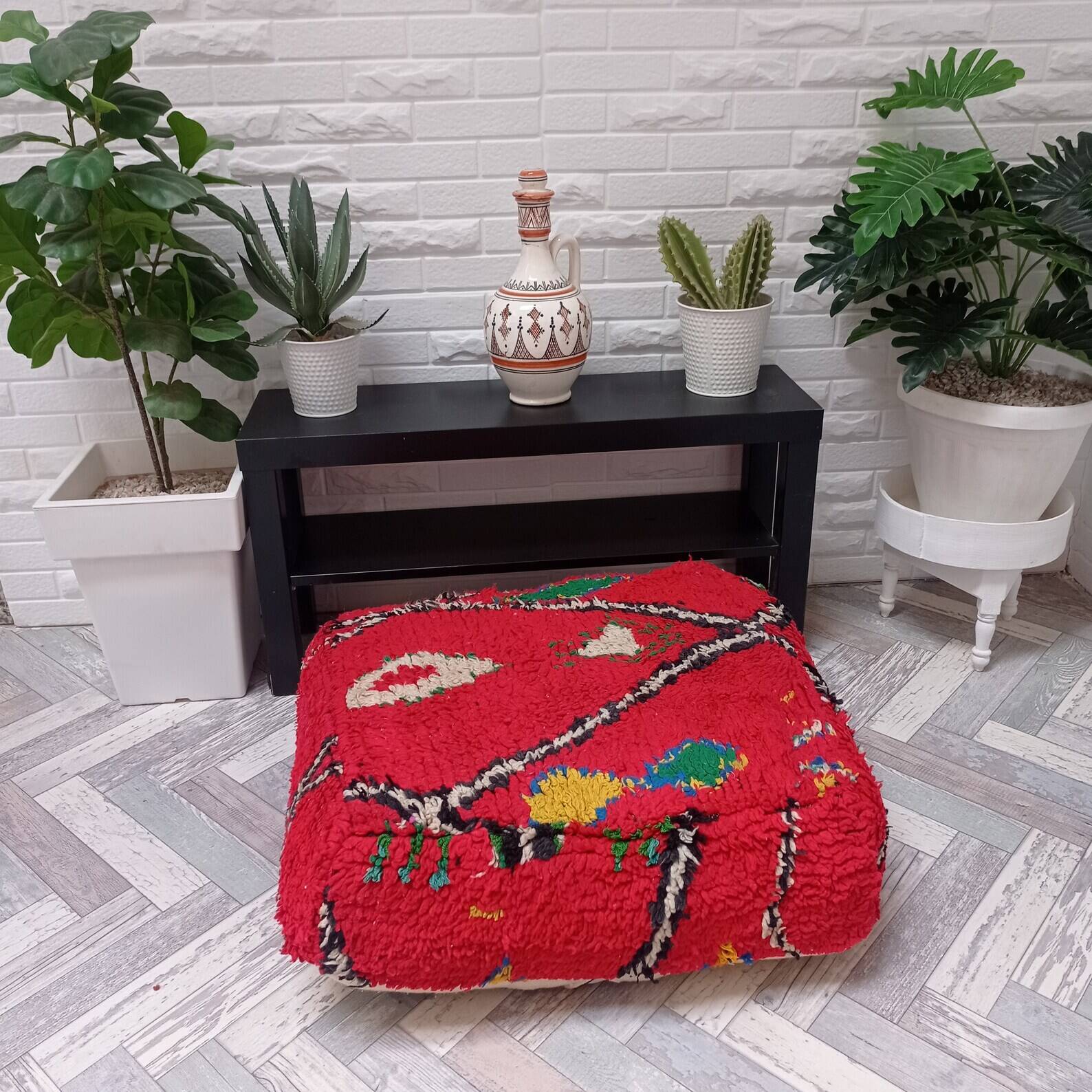 Pouf berbère fait main en laine 60 X 60 X 20 CM