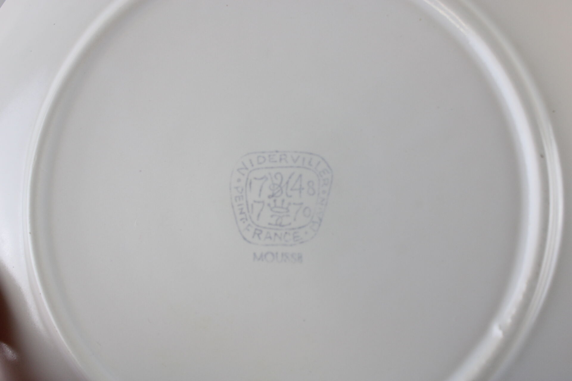 Lot of 10 free-form plates