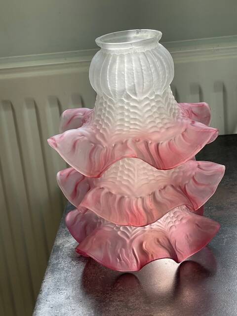 Lot de 3 tulipes en verre dépoli anciennes