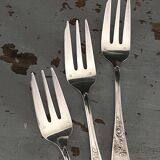 Dessert forks