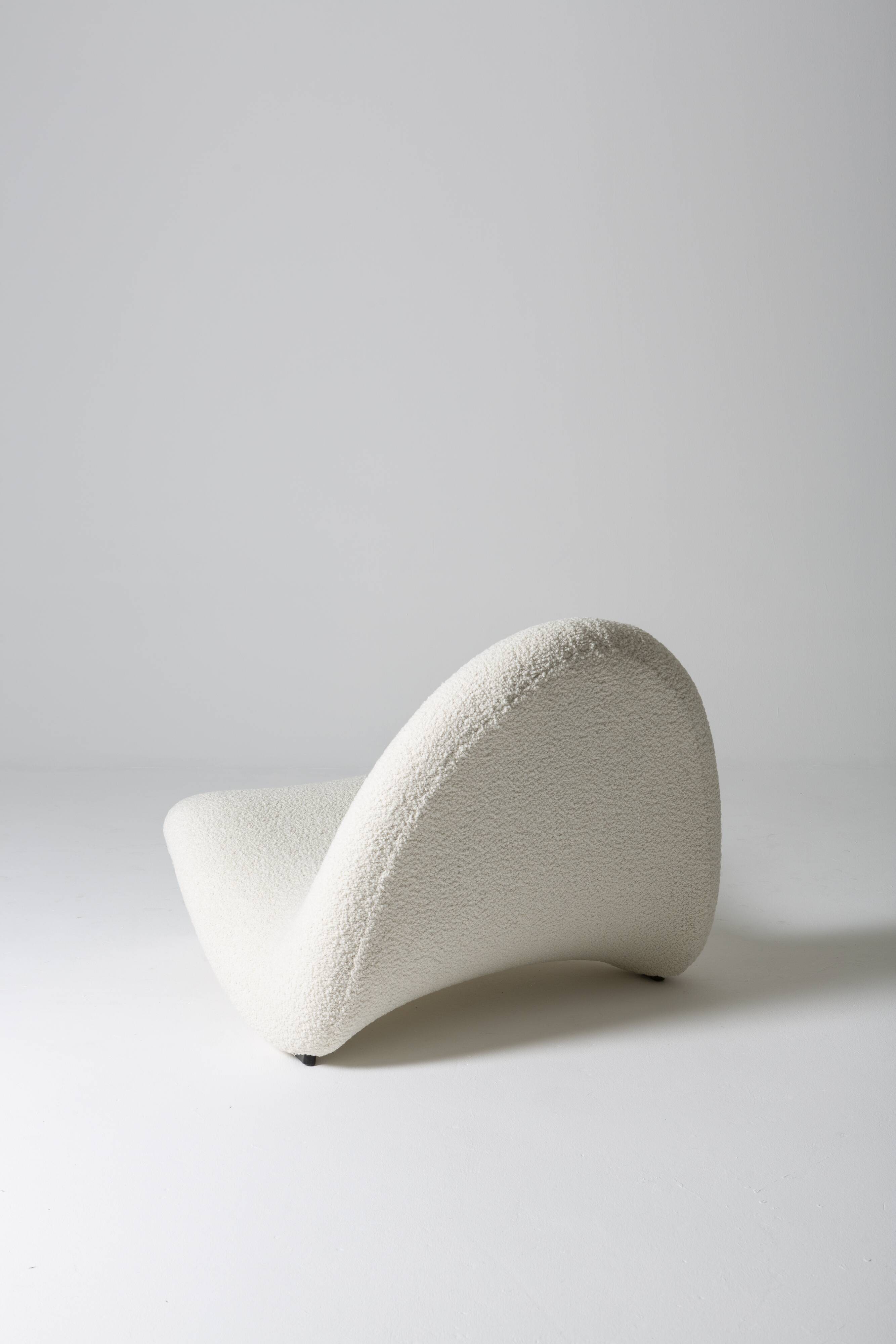 Armchair Tongue F577 by Pierre Paulin Artifort edition