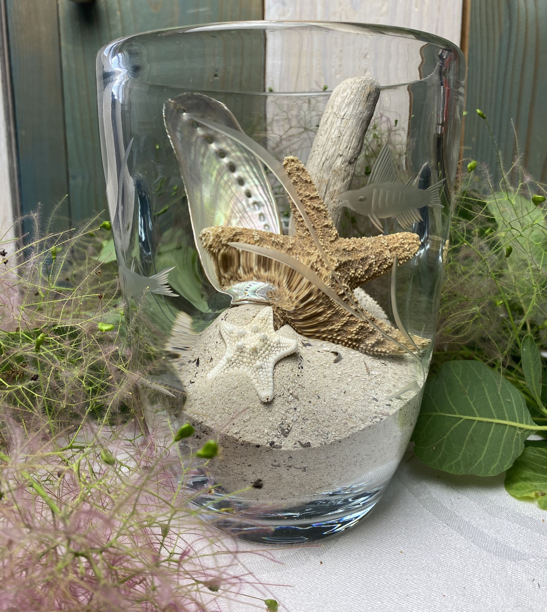 Pinched crystal vase engraved with vintage marine motifs