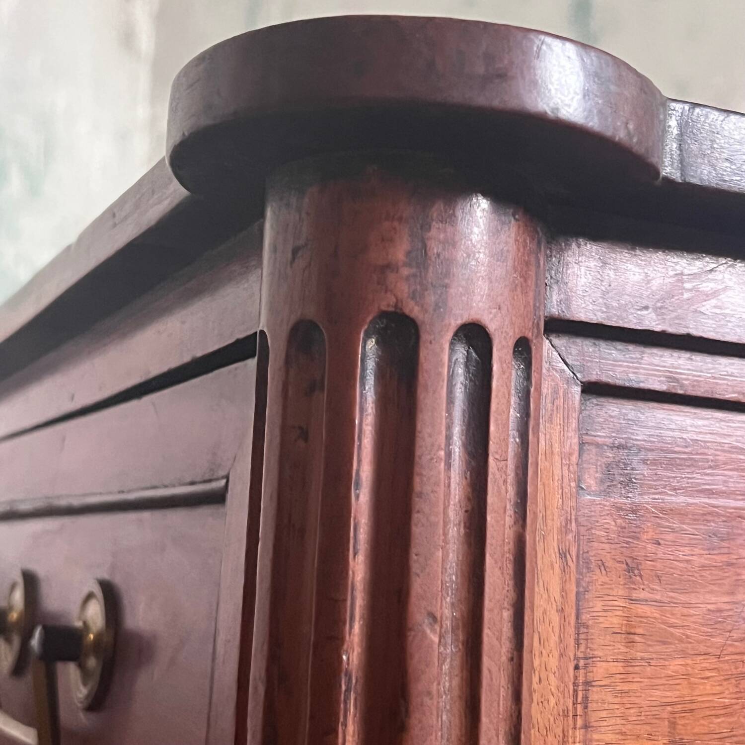 Commode XVIII