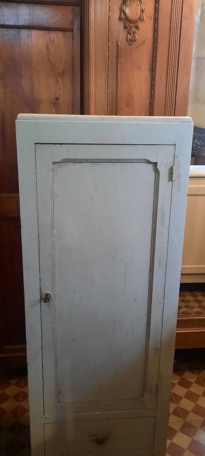 Vintage armoire