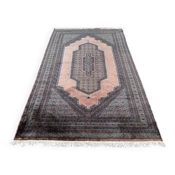 Tapis persan fait main