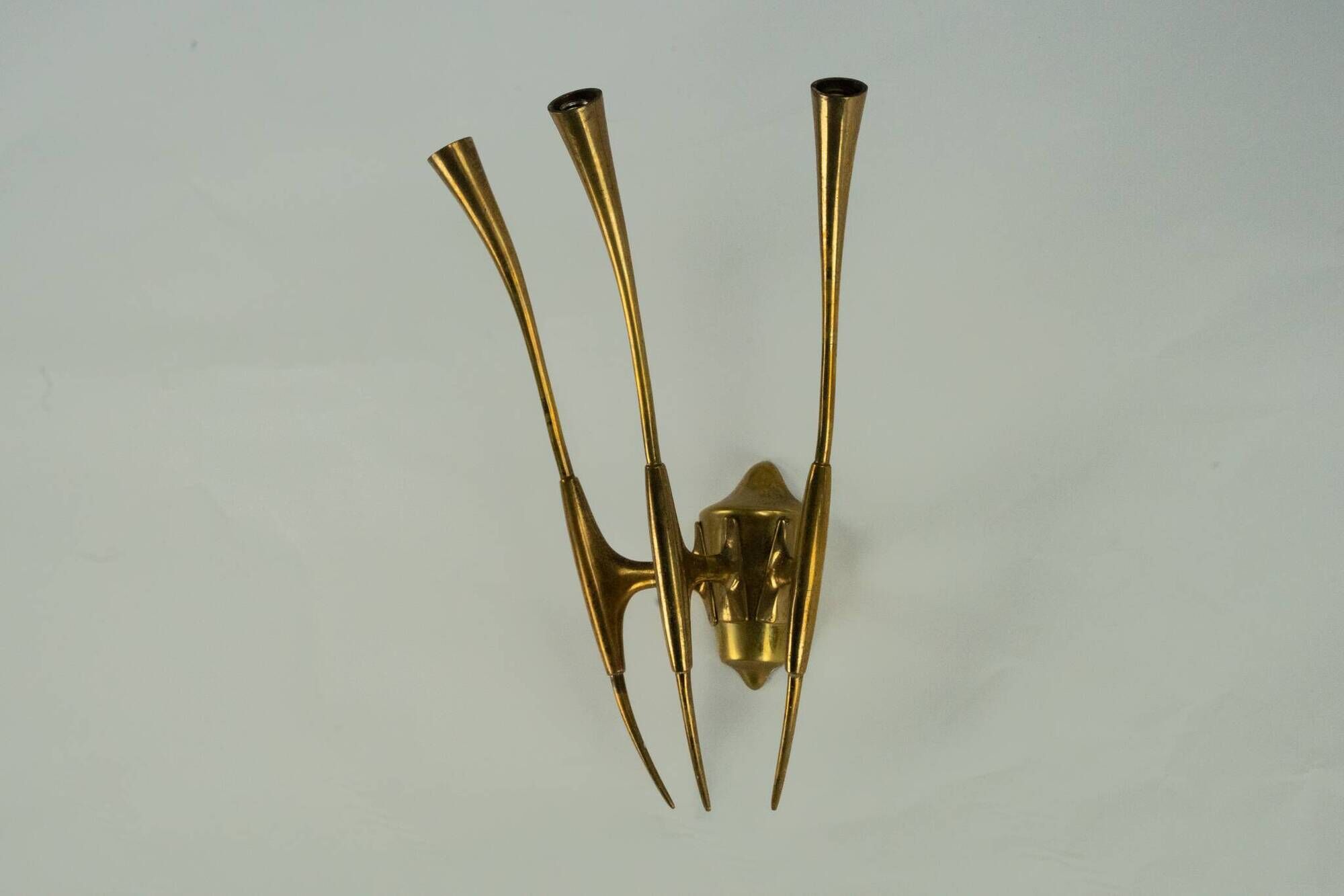 Single Brass Wall Sconce by Oscar Torlasco for Lumi Milano, Italy 1950s