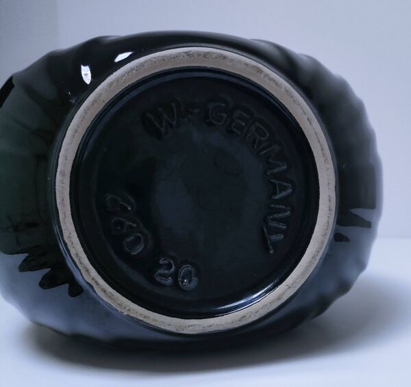 Vase en céramique noire, estampillé, 1980